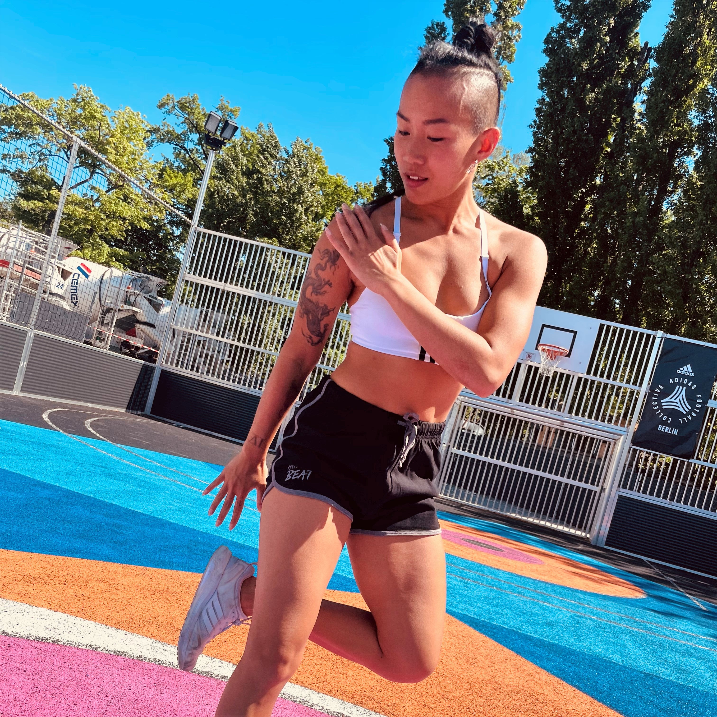 HIIT the Beat Short Women