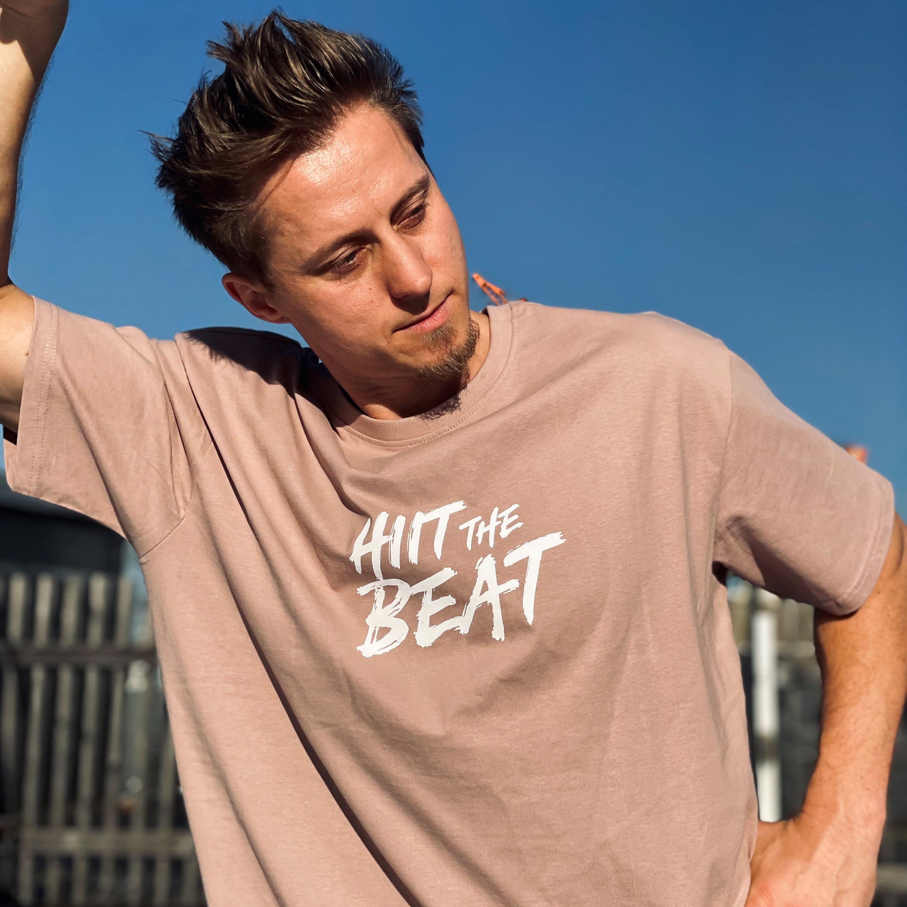 HIIT The Beat Men Oversize Tee Dusk Rose, washed-out print