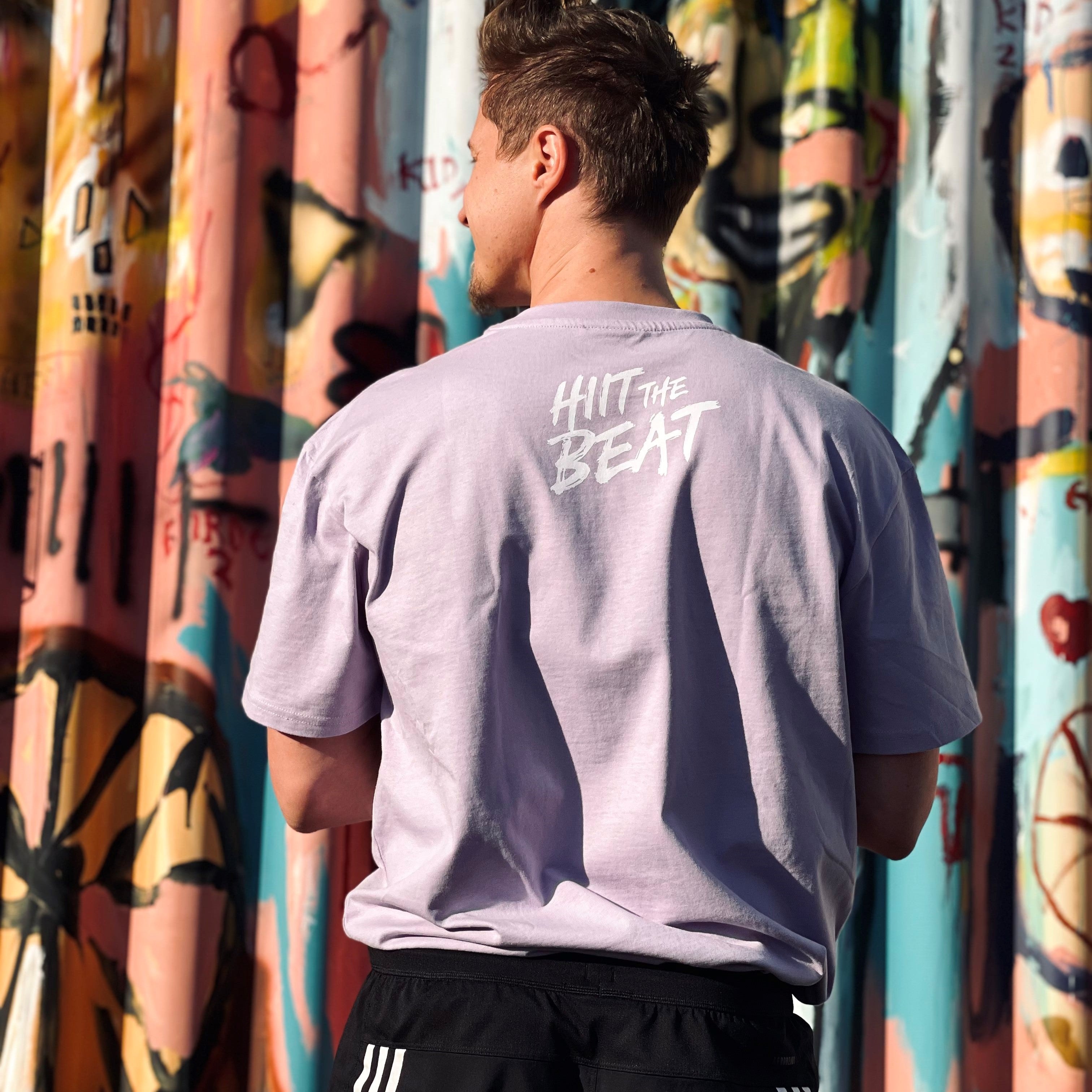 HIIT The Beat Men Oversize Tee Squat Baby Lila, washed-out print